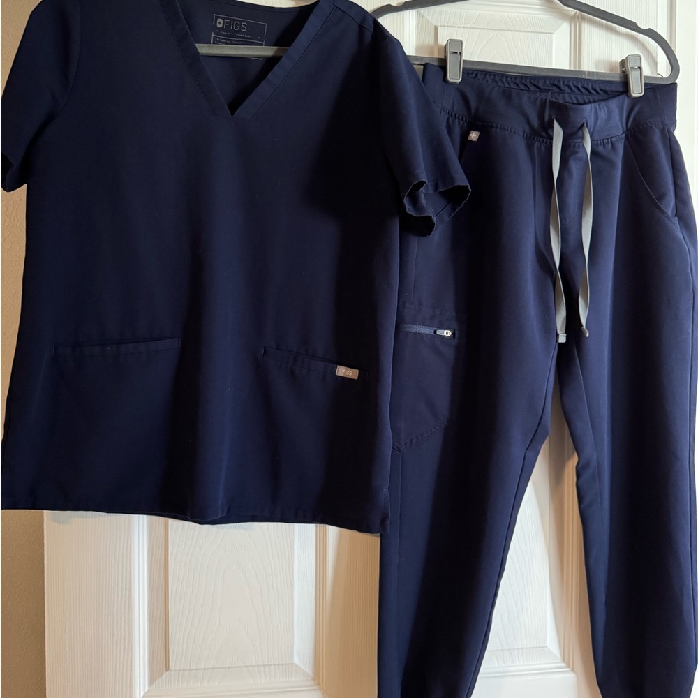 Figs navy blue scrub set